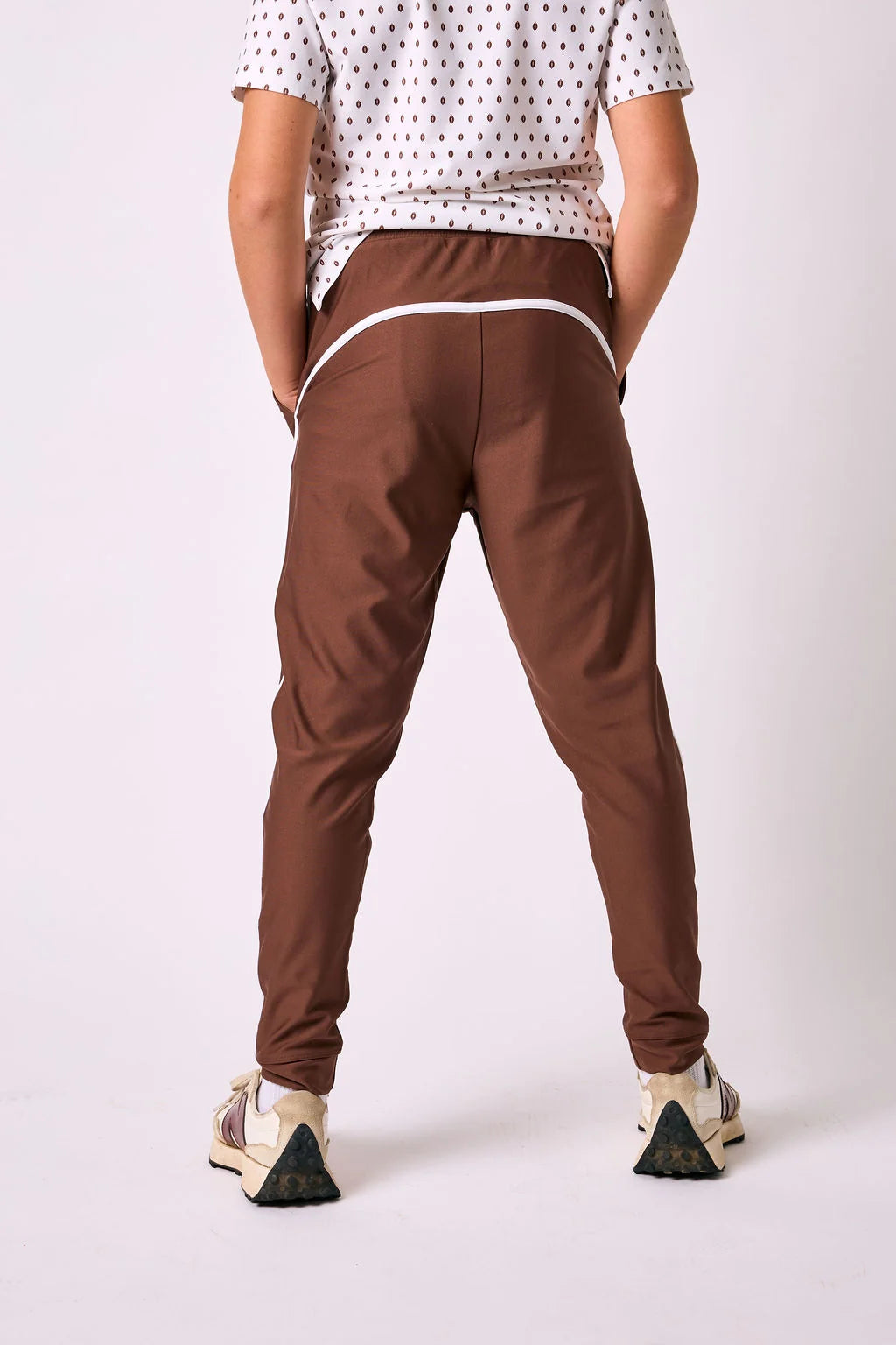 Retro Warm-up Jogger | Brown