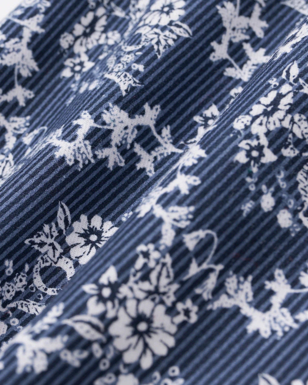 Twill Grace Pajama Set | Navy Innkeeper Trellis