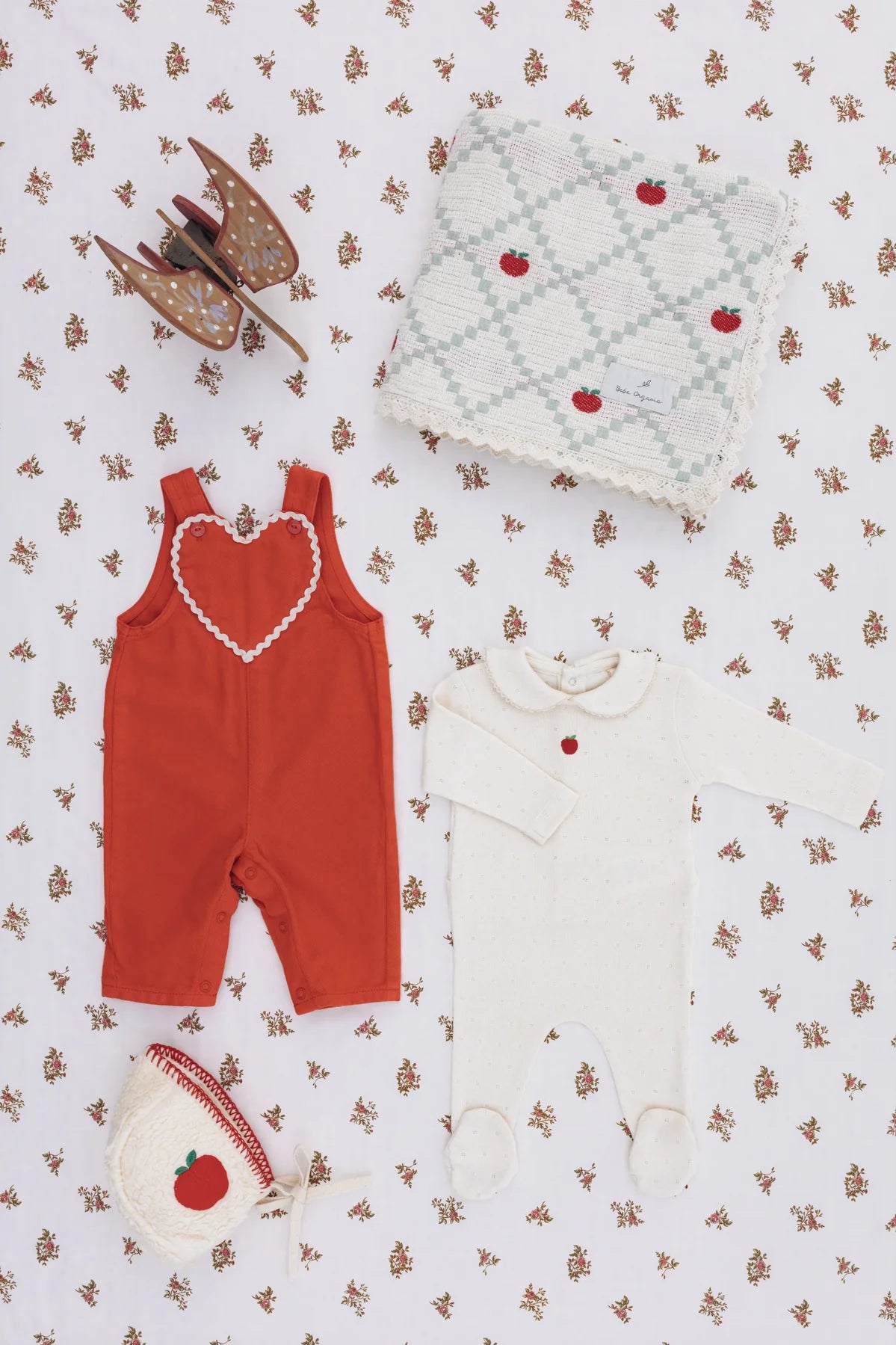 Bebe Apple Collar Overall | Natural Pointelle