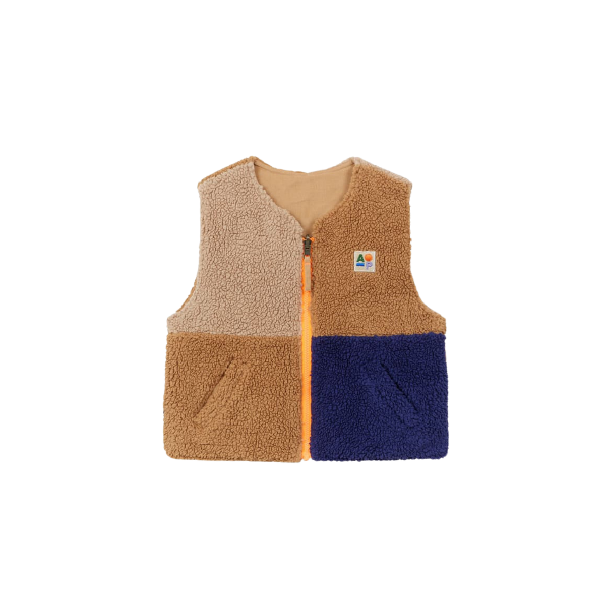 Reversible Patch Sherpa Vest | Camel