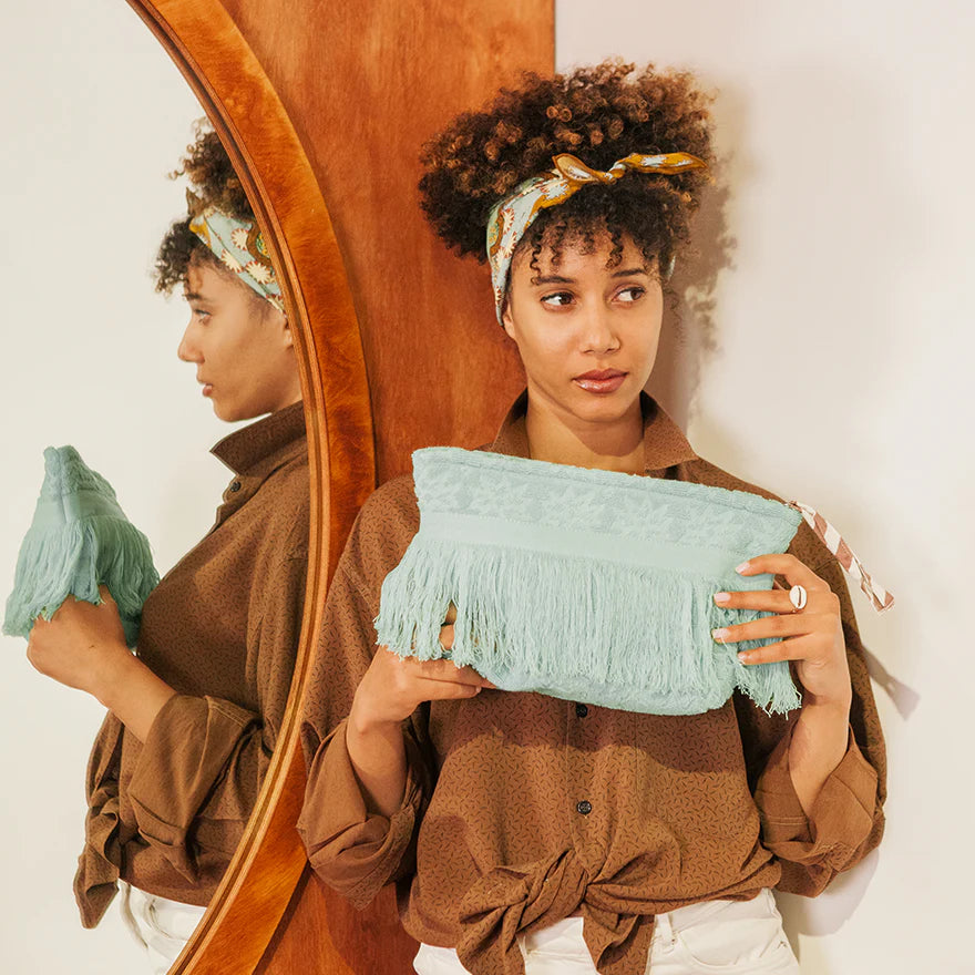 Hippy Walakin Eponge Clutch