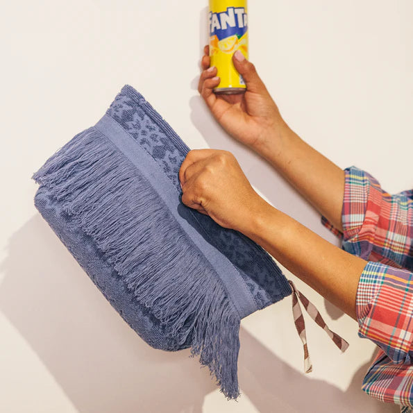 Hippy Walakin Eponge Clutch