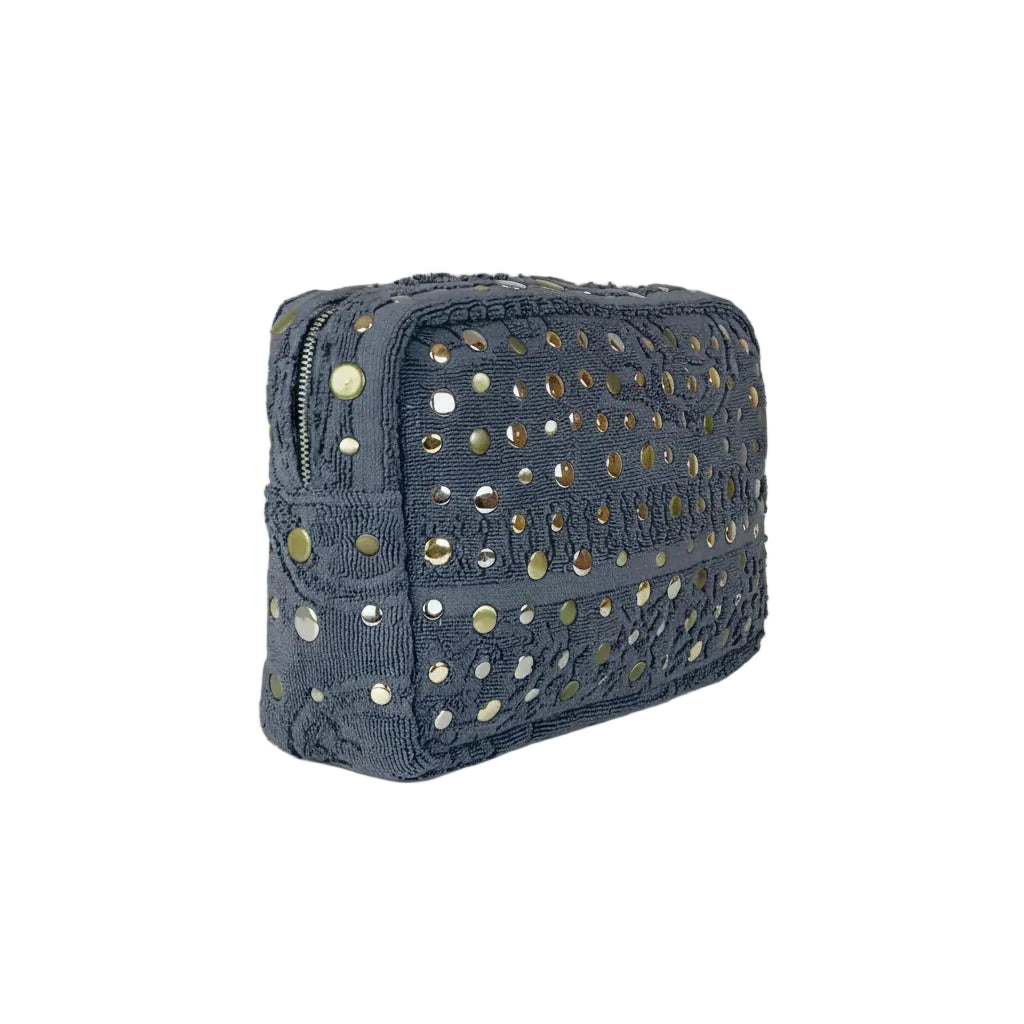 Oona Studs Clutch