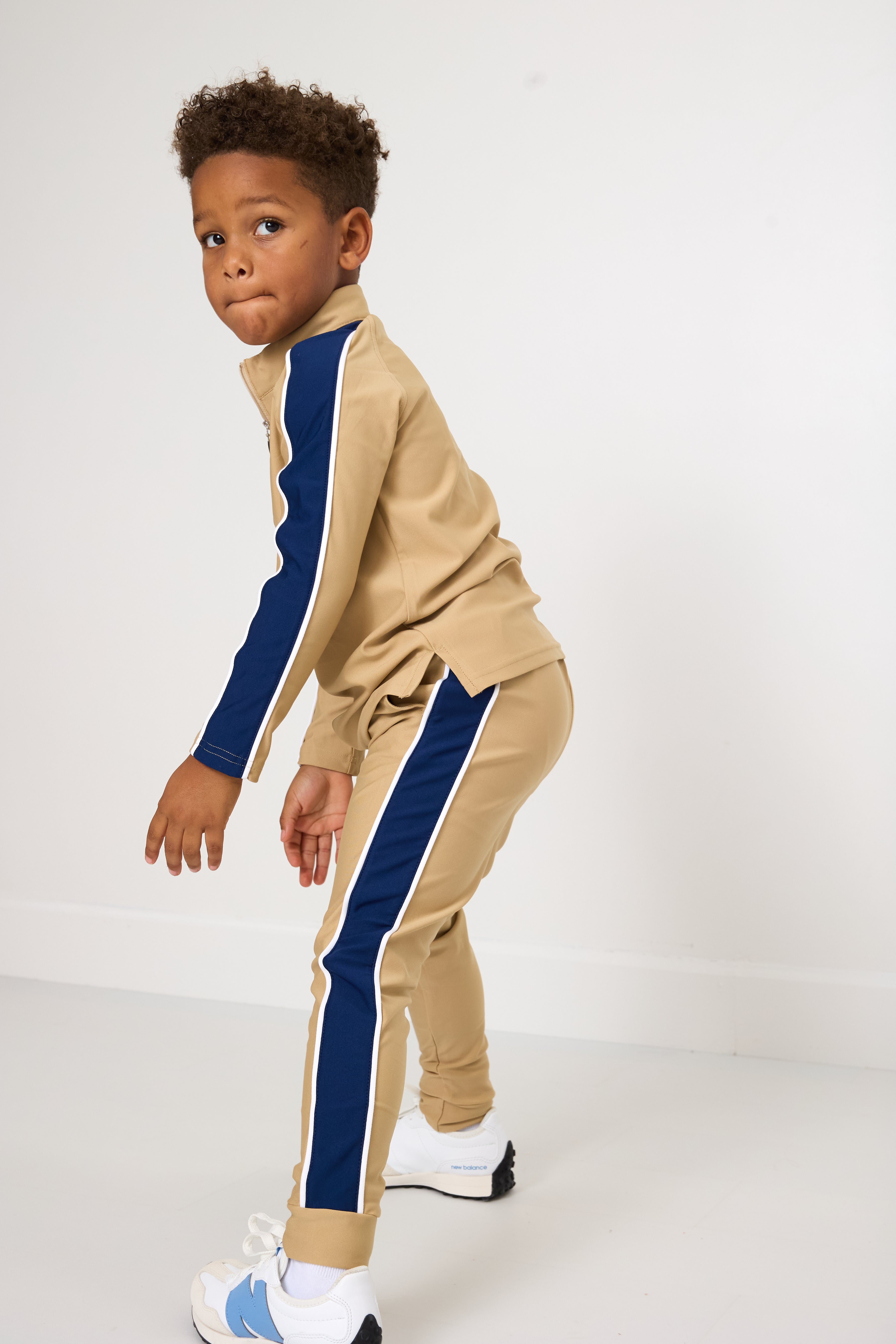 Sideline Warm Up Jogger | Khaki/Navy