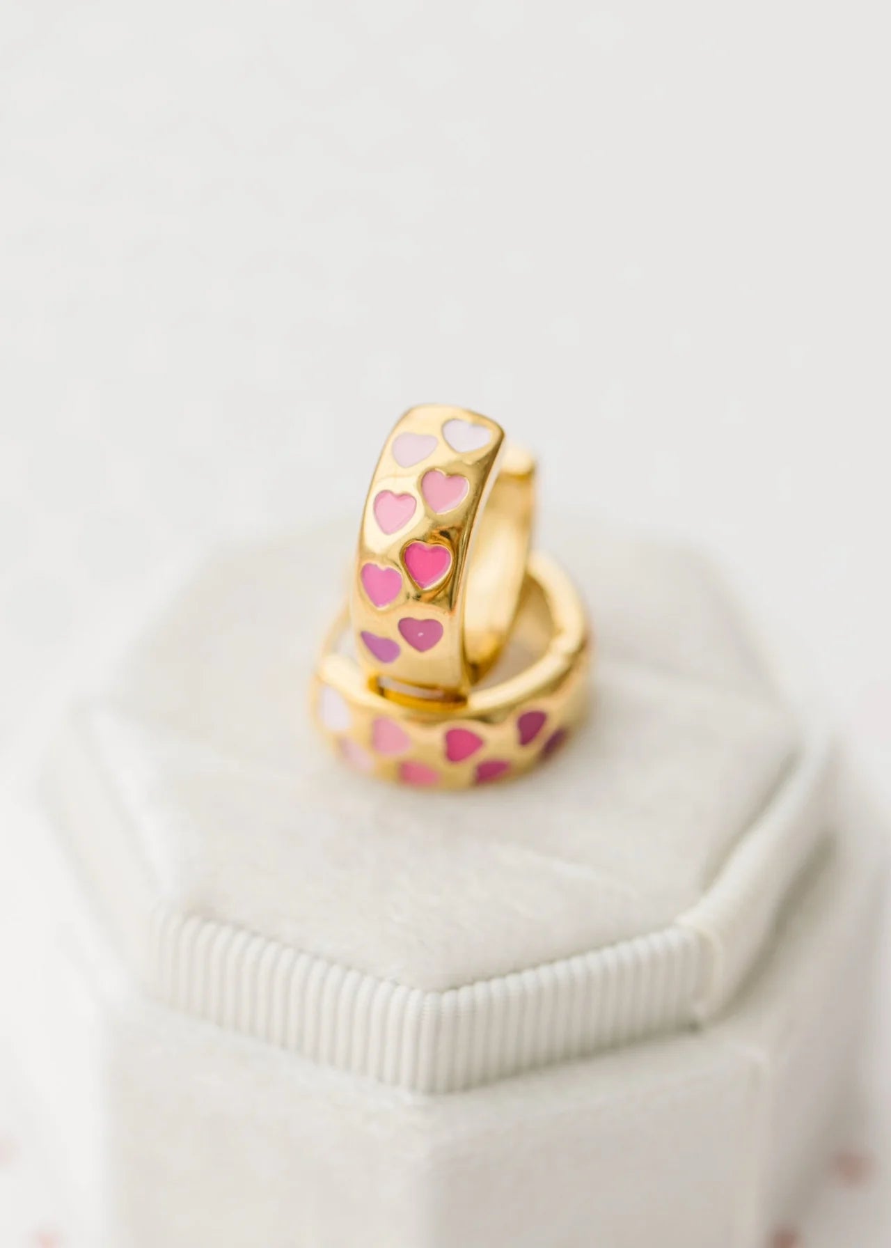 Chunky Pink Heart Ombre Huggies