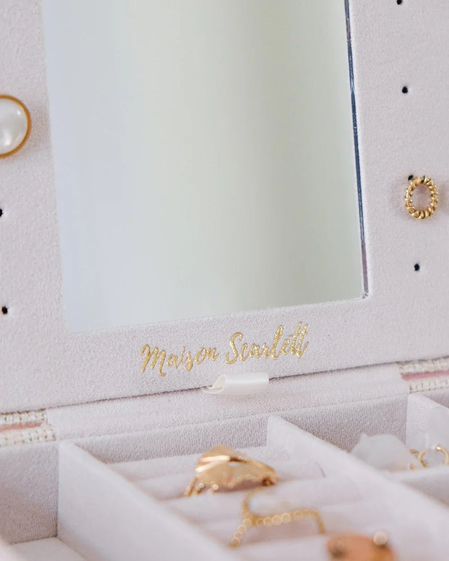 Brigitte Linen Travel Jewelry Box | Beige