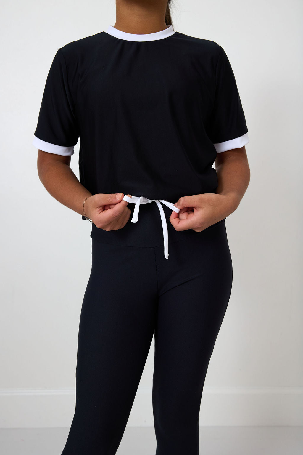 Dance Tee | Black White