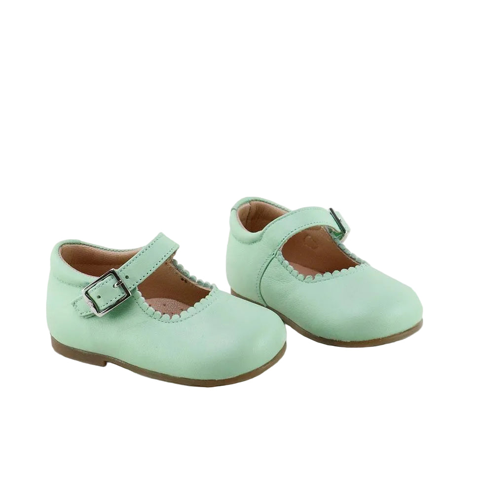 Mary Janes Feston Cucada | Water