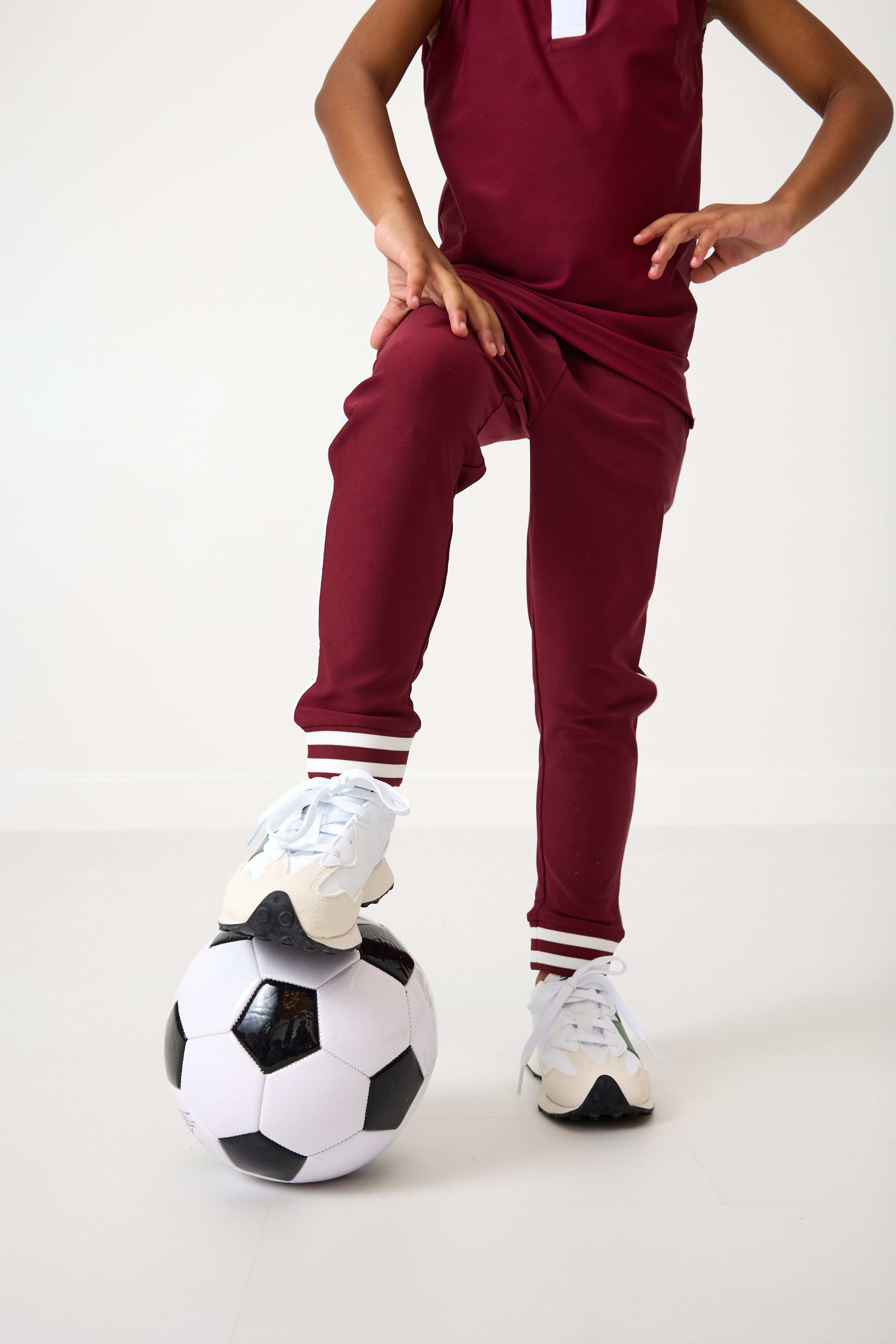 Retro Warm Up Jogger | Maroon