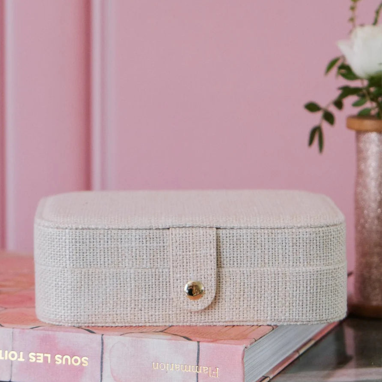 Brigitte Linen Travel Jewelry Box | Beige