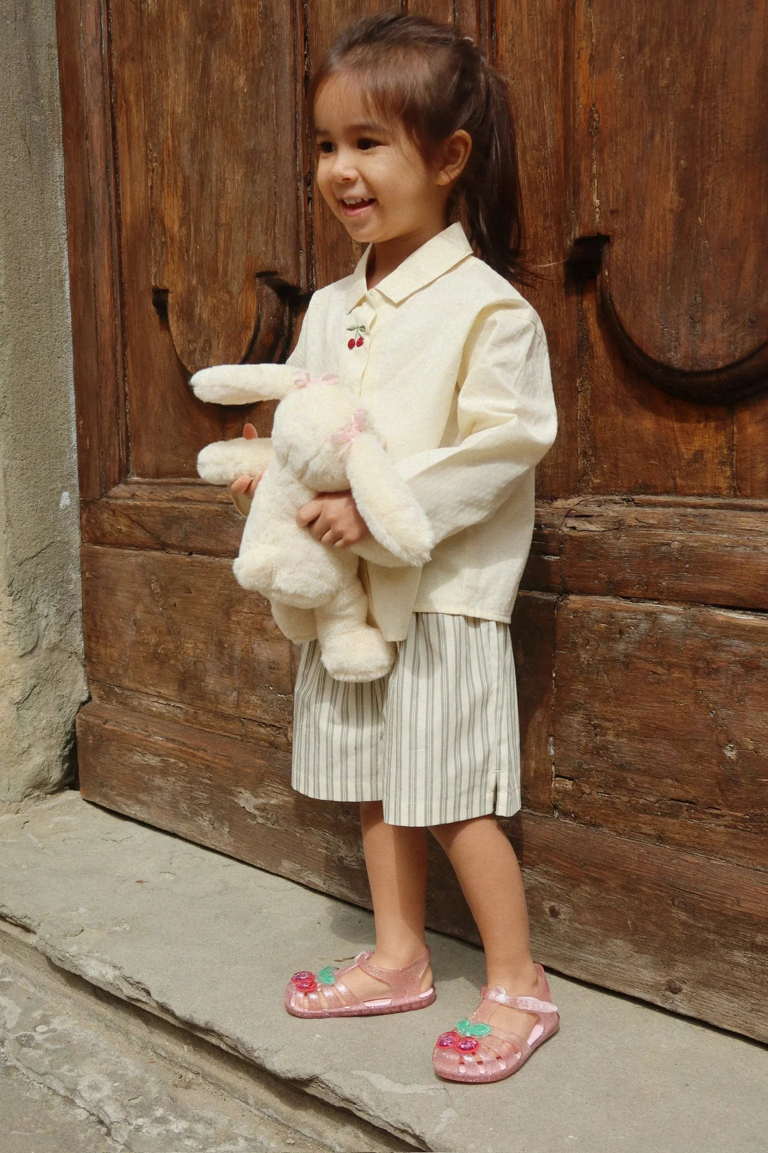 Evia Cherry Shirt | Cloud Cream