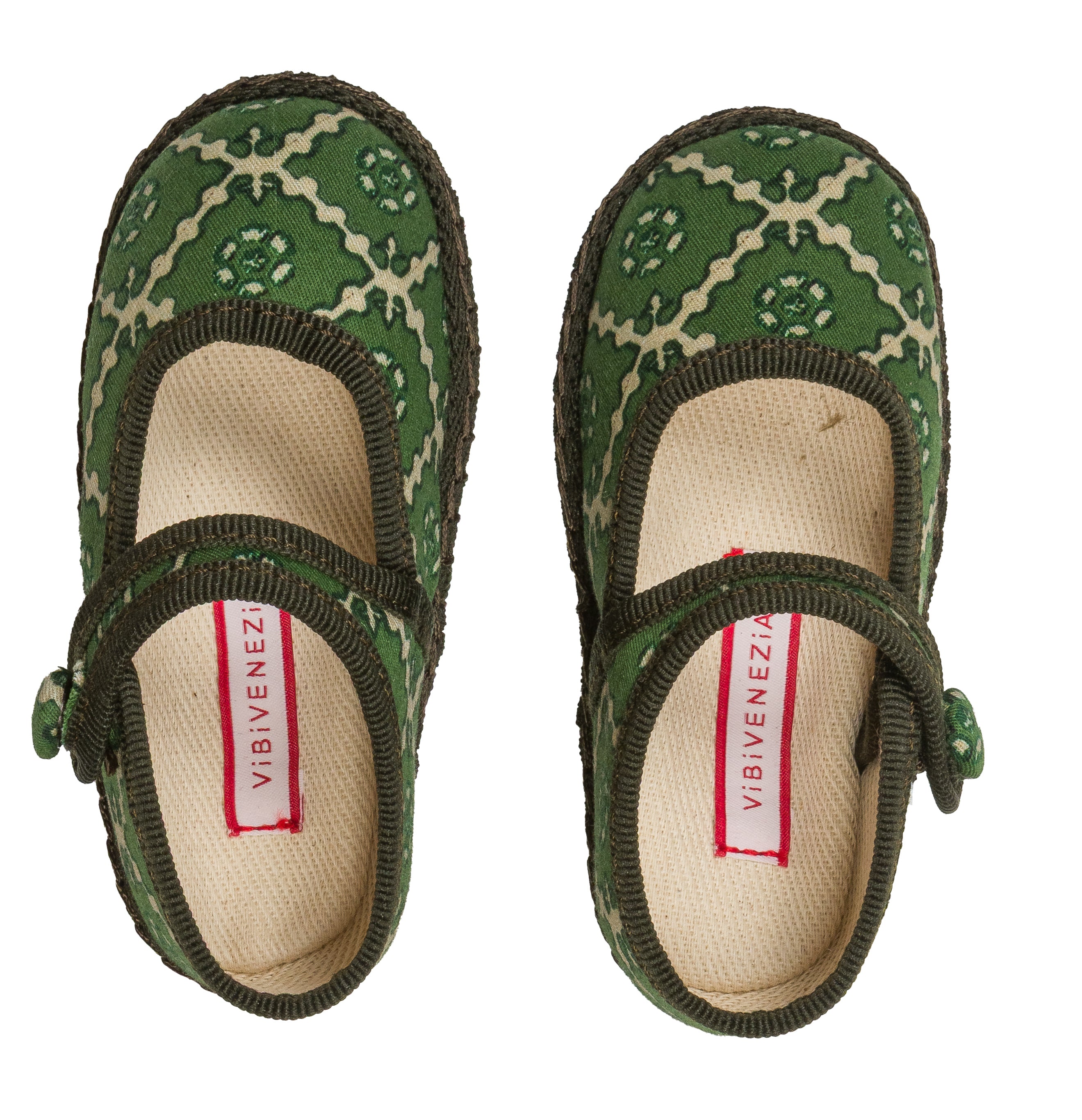 Bebe Mary Jane | Nucifera