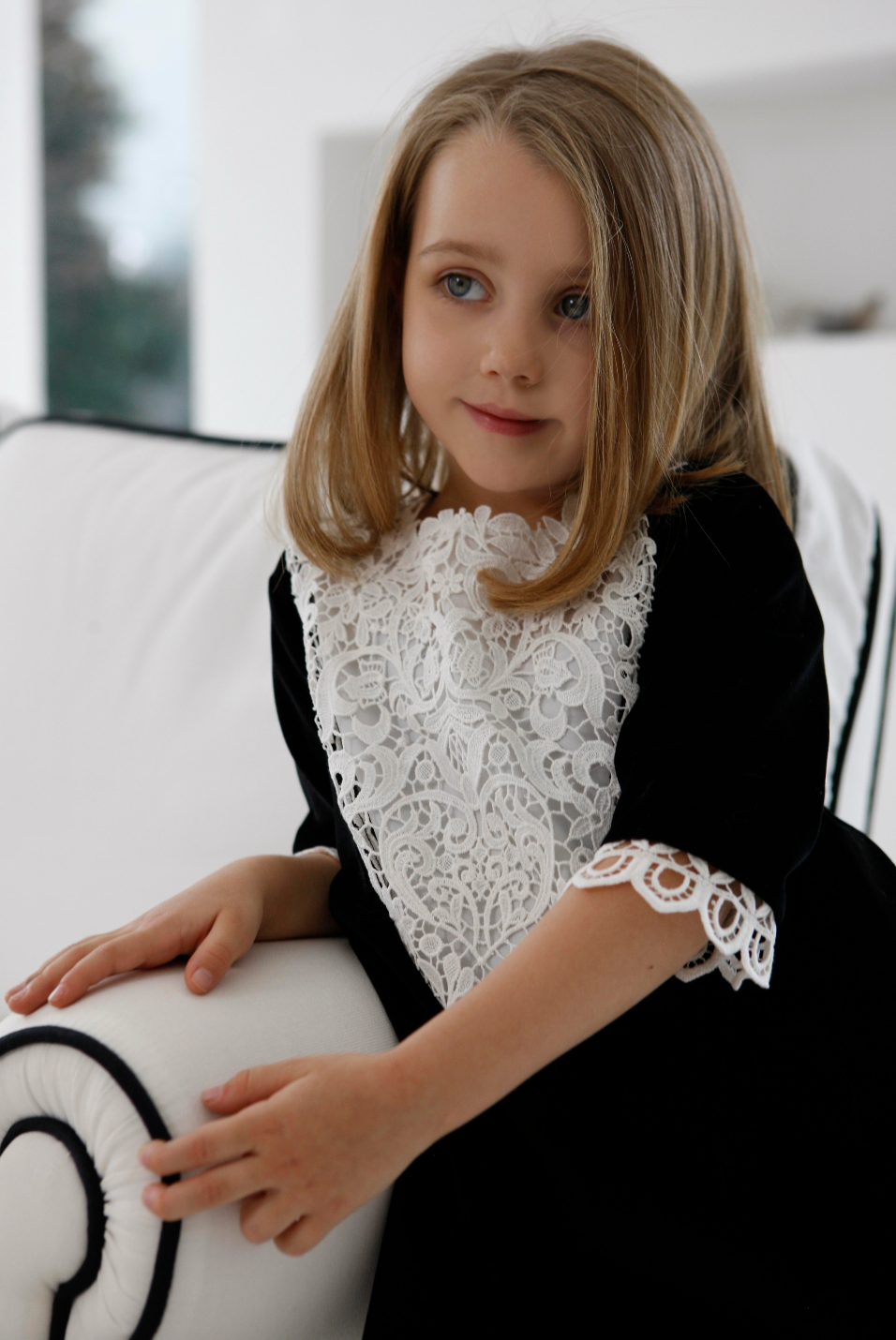 Olimpia Velvet Dress | Black