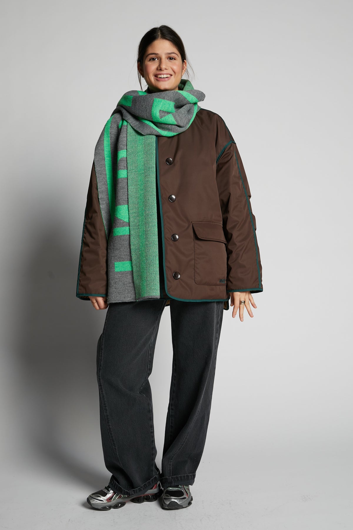Warmup Reverisible Jacket | Coffee