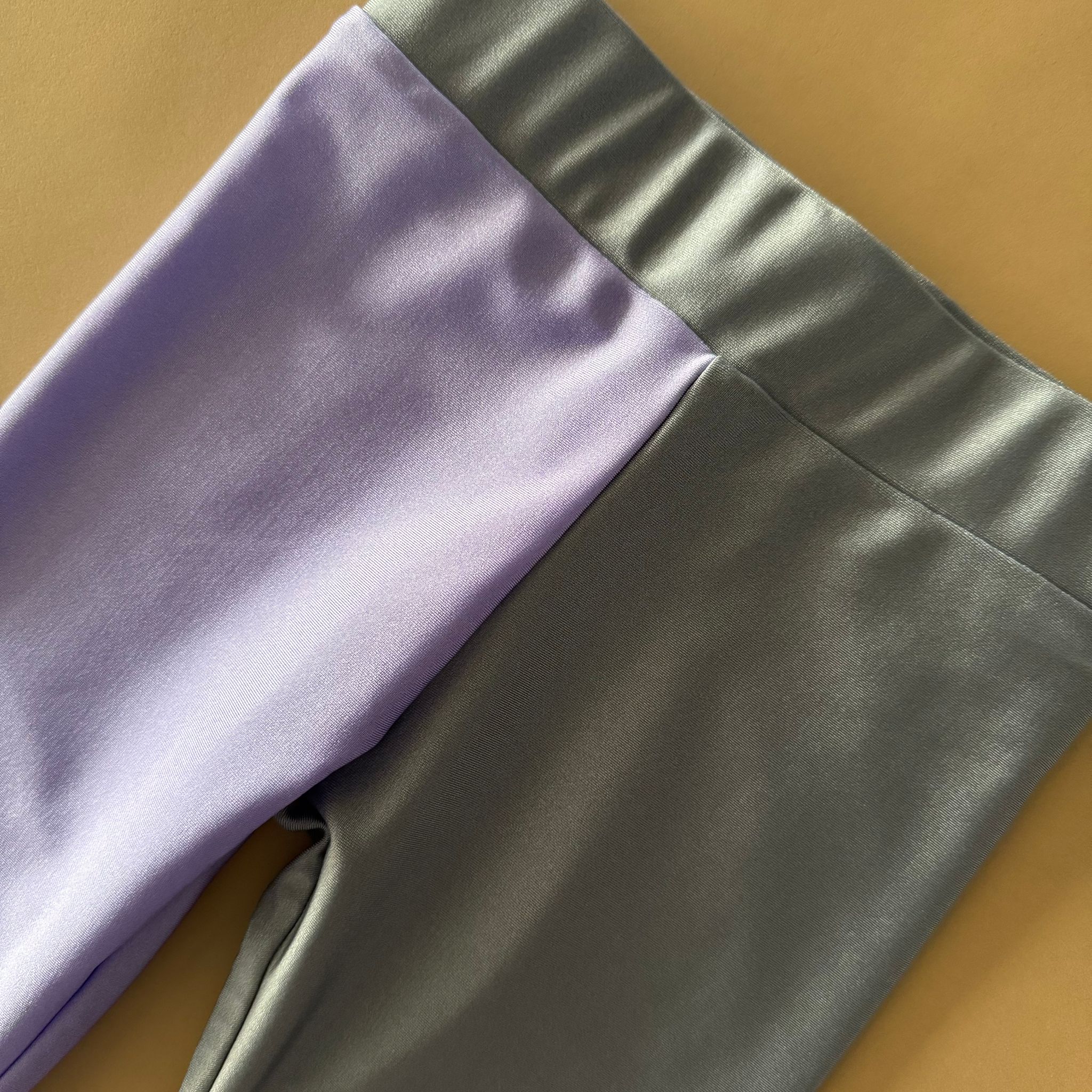 Electra Leggings | Silver/Lavanda