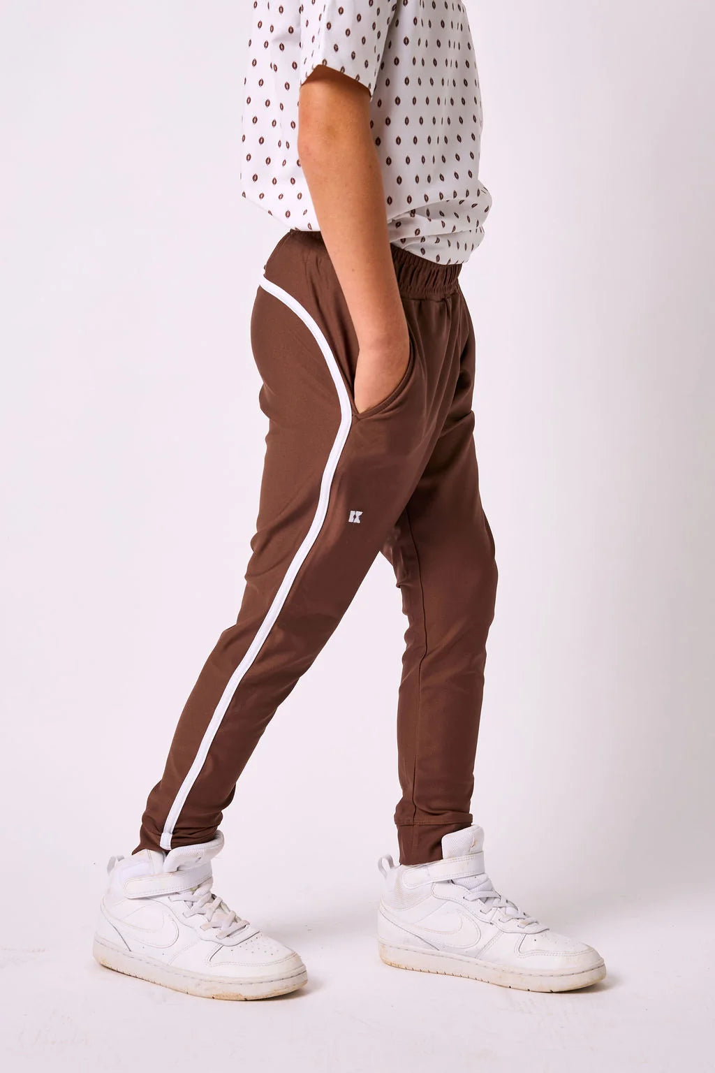 Retro Warm-up Jogger | Brown