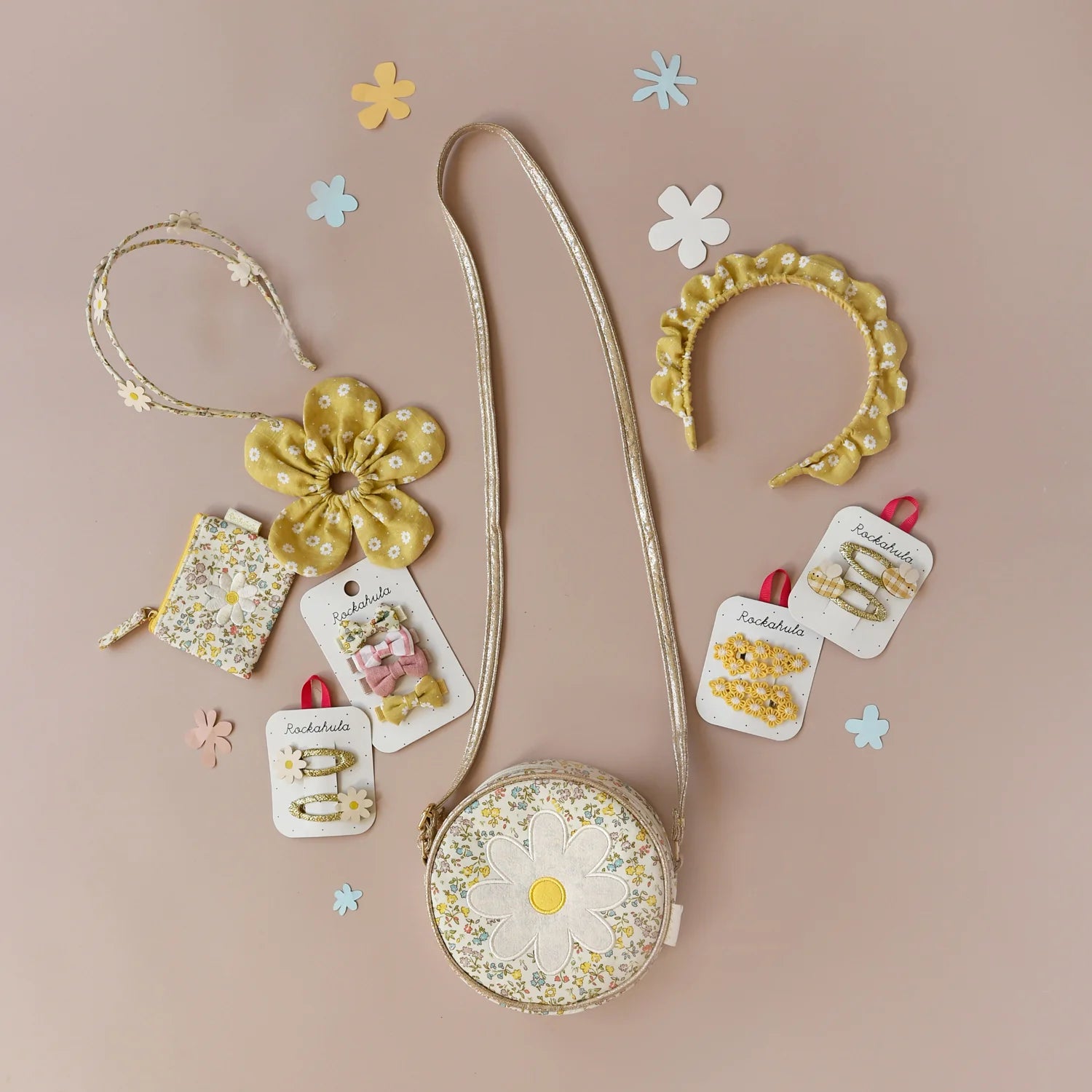 Darling Daisy Daisy Scrunchie