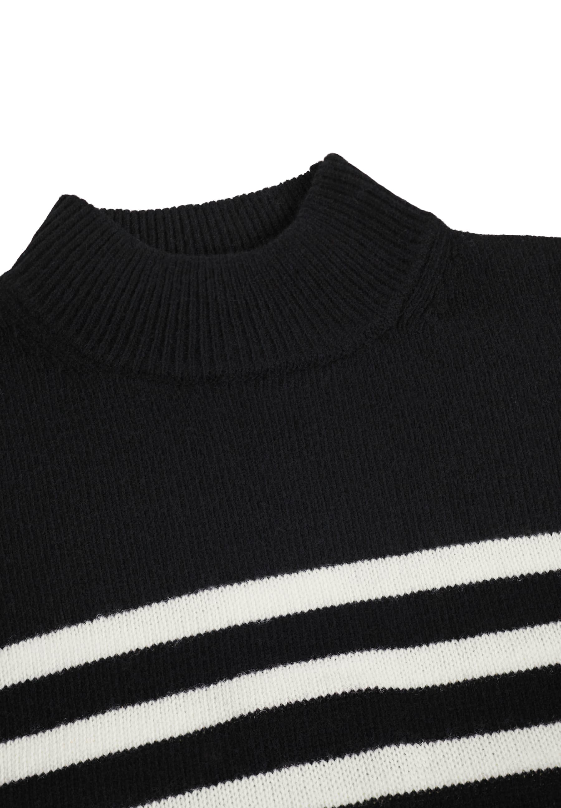 Govina Jumper | Black Pearled