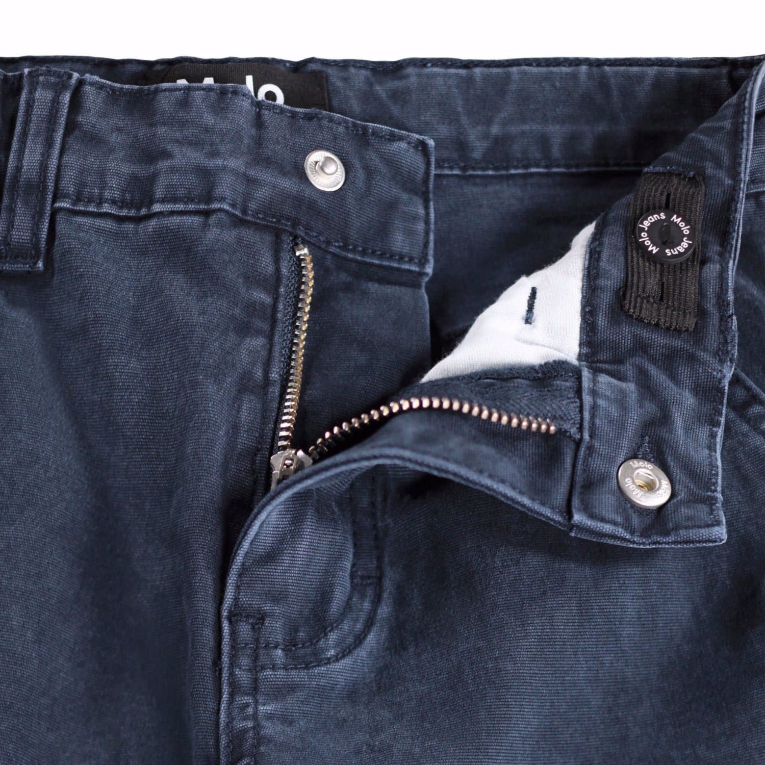 Alfred Jeans | Total Eclipse