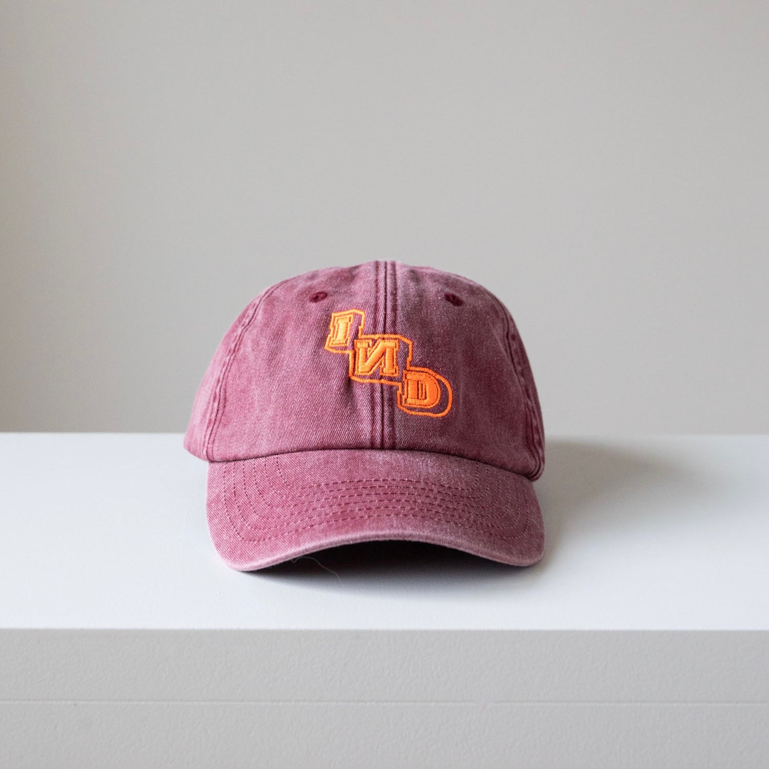 Tracks Ind Cap | Merlot