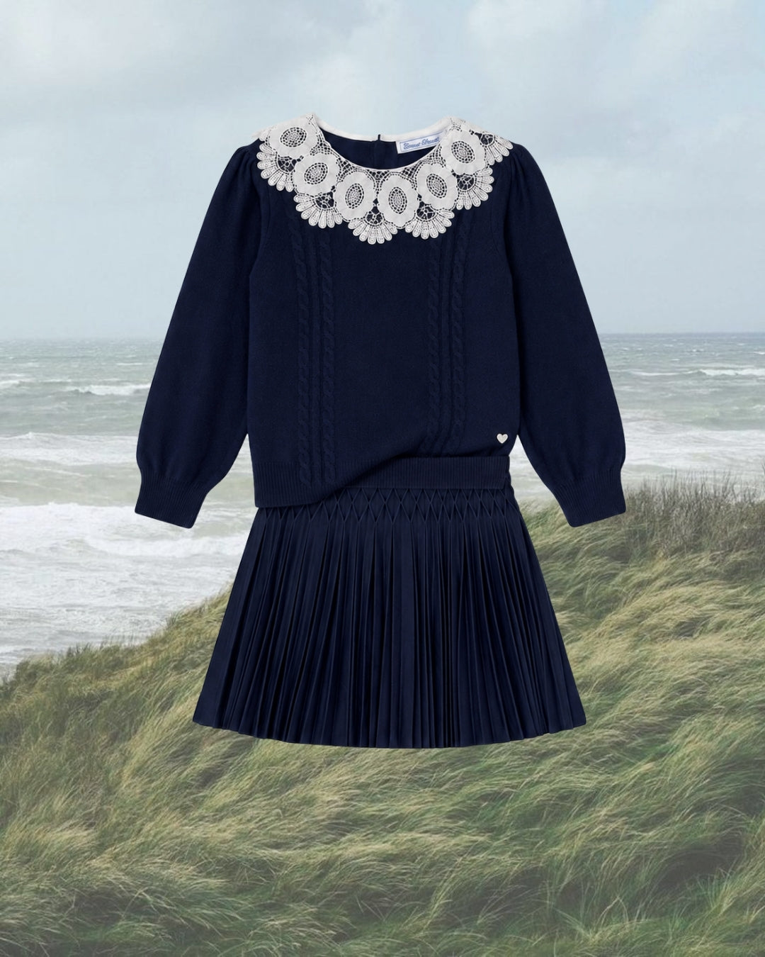 Flat Pleats Skirt | Navy
