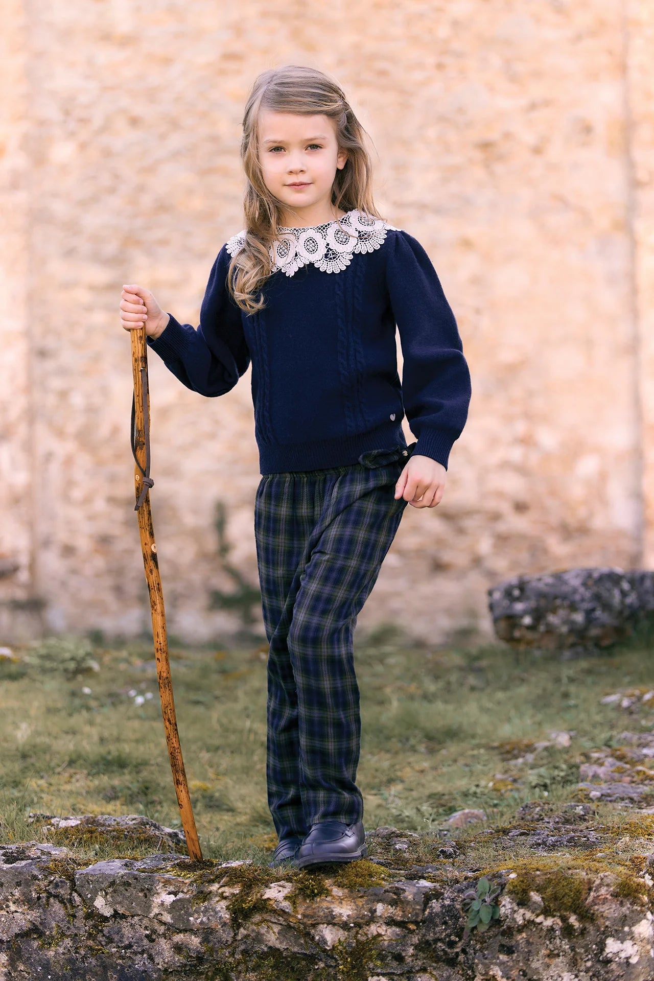 Lace Collar Sweater | Navy