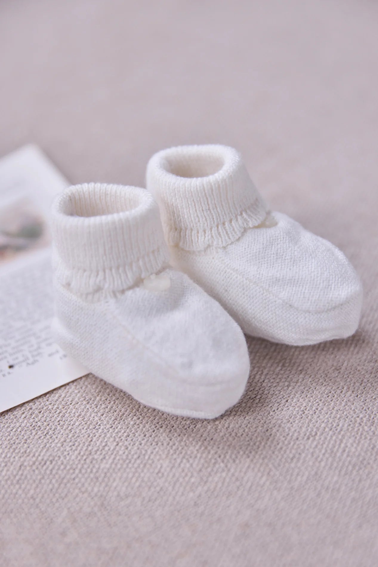 Scalloped Booties | Ecru