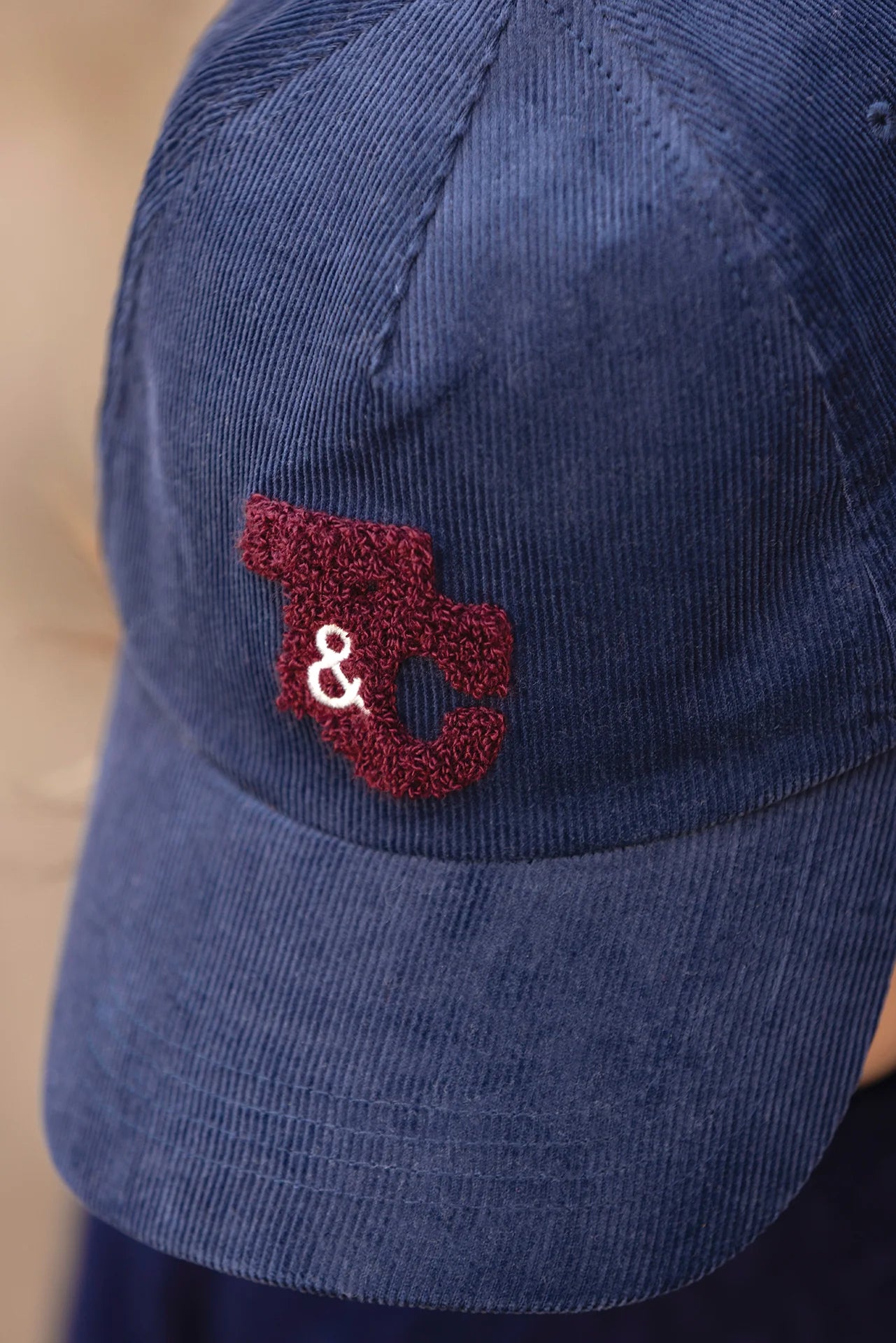 Ribbed Embroidered Cap | Navy