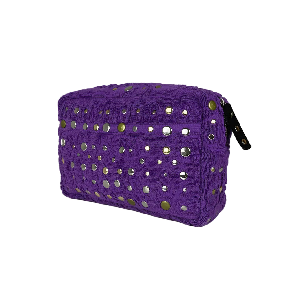 Oona Studs Clutch