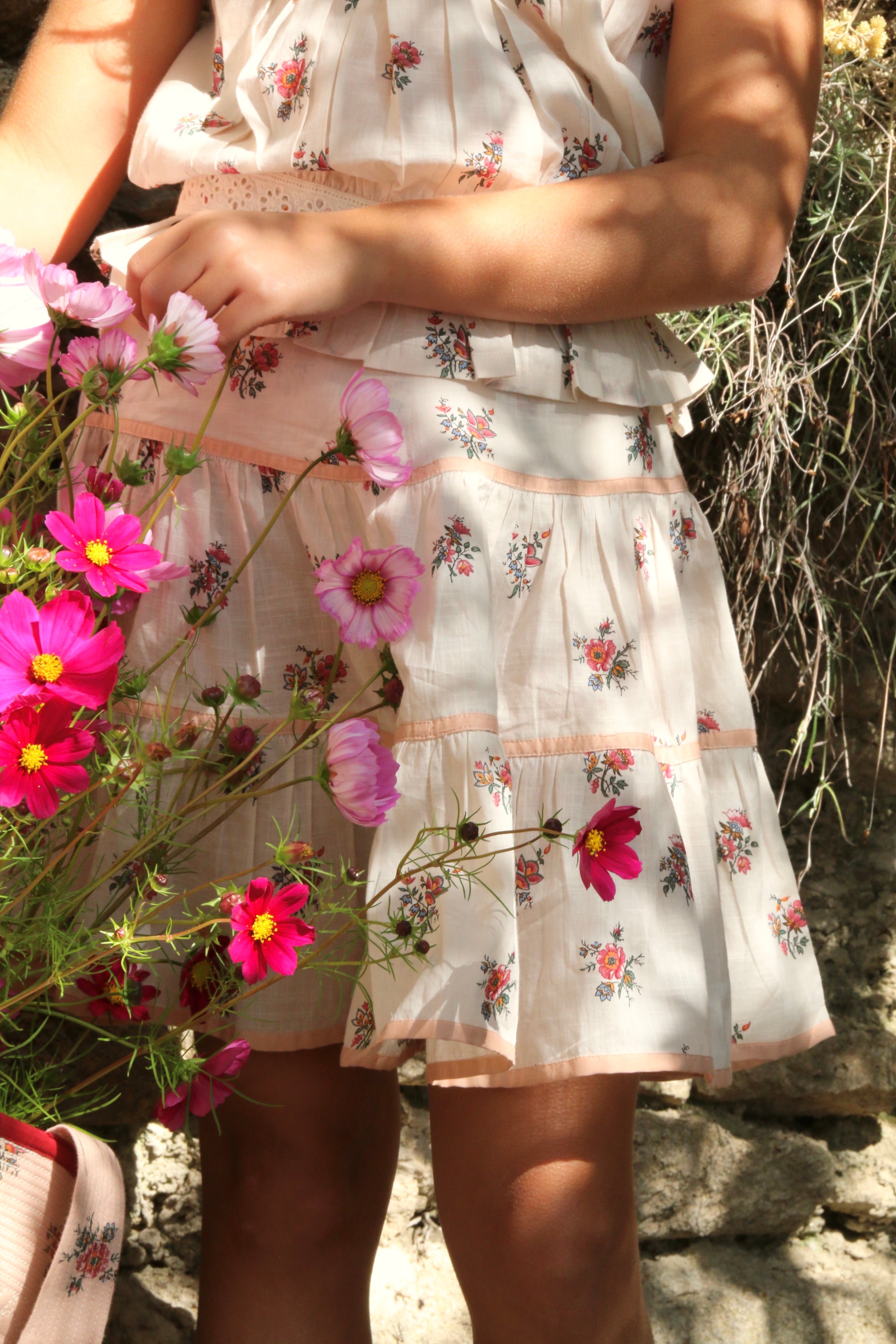 Flounce Skirt with Hairclip | Garden Flowers