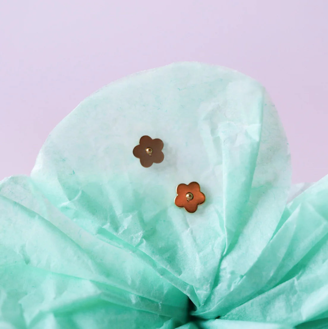 Tiny Classic Flower Earrings