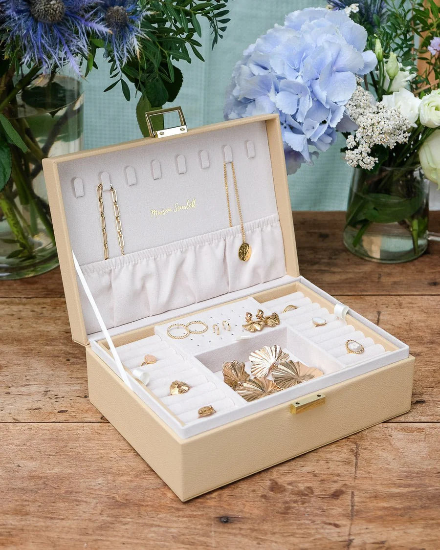 Louise Leather Jewelry Box | Beige