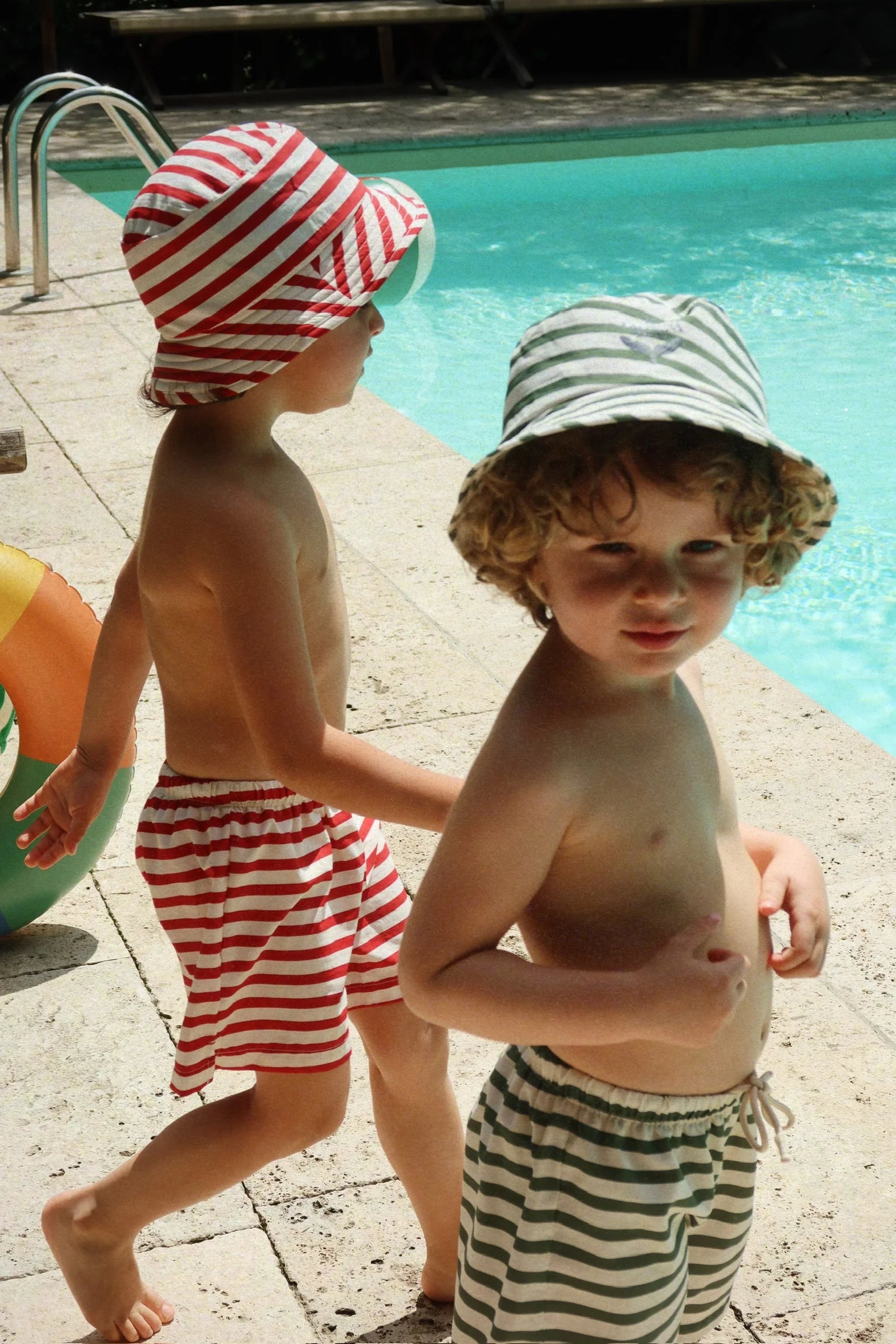Asnou Bucket Hat | Stripe Rouge