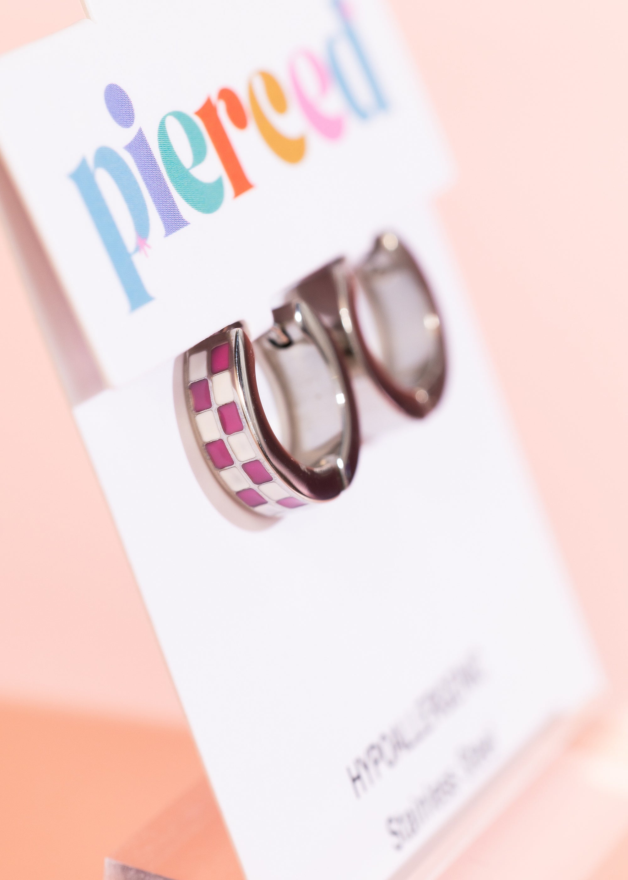 Silver Checkered Huggies