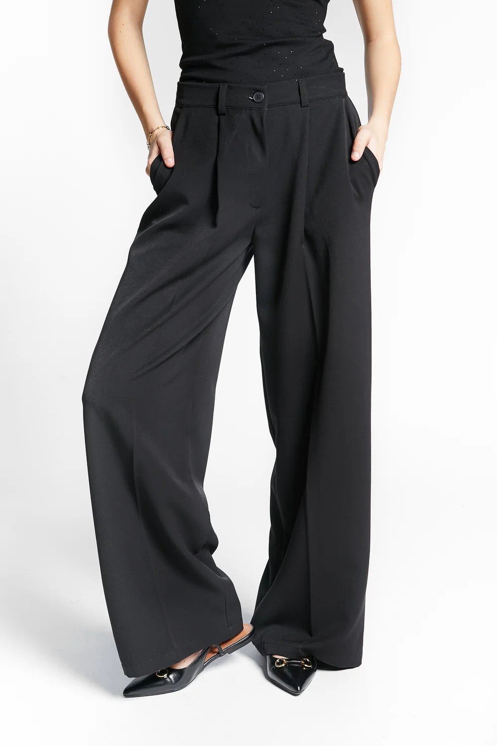 Weekend Classic Trouser | Black