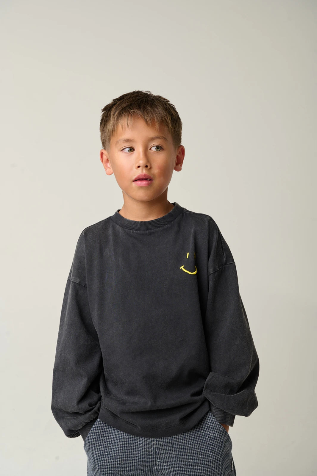 Middleton Longsleeve T-shirt | Black Bean