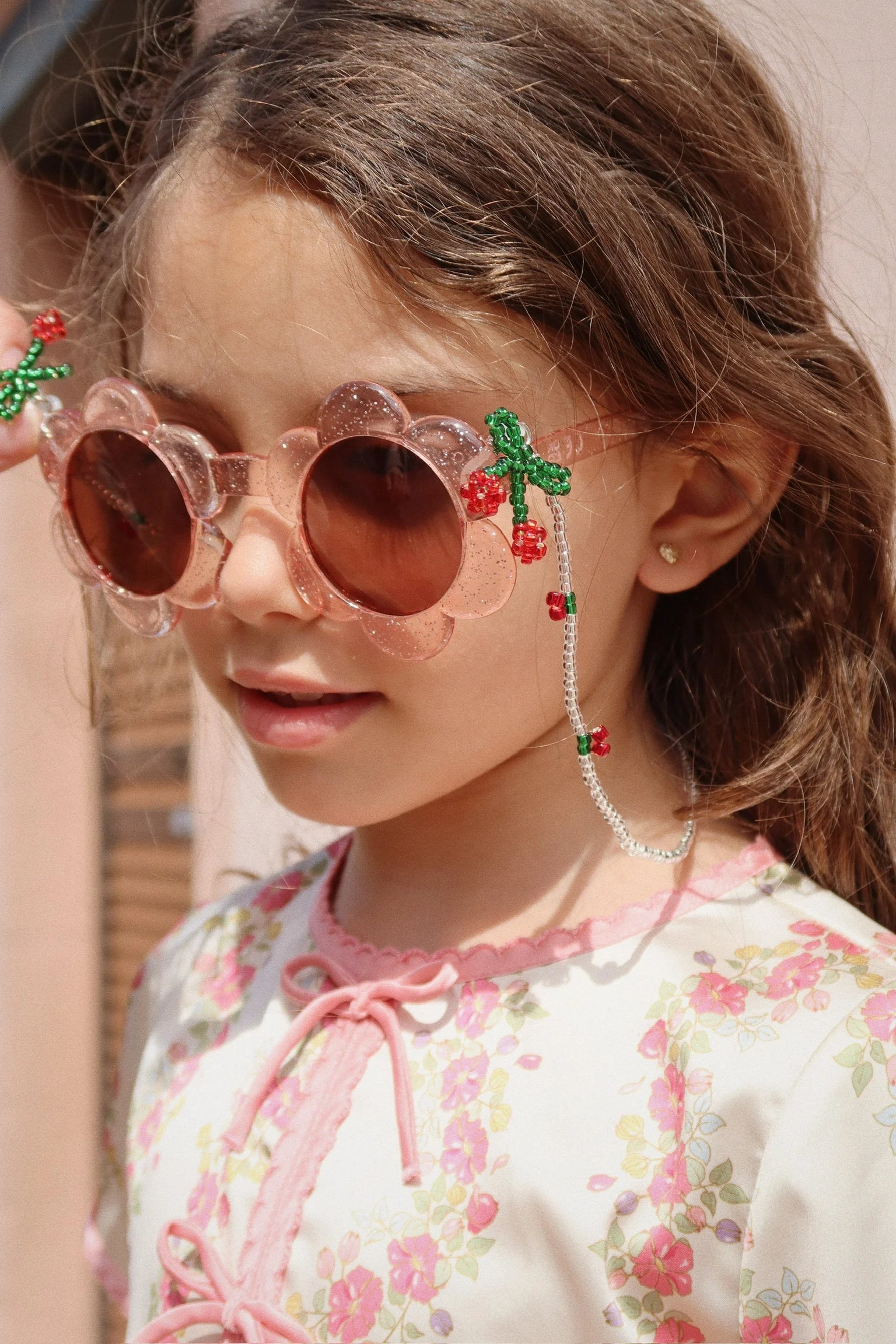 Sunglasses Bead Chain | Cherry