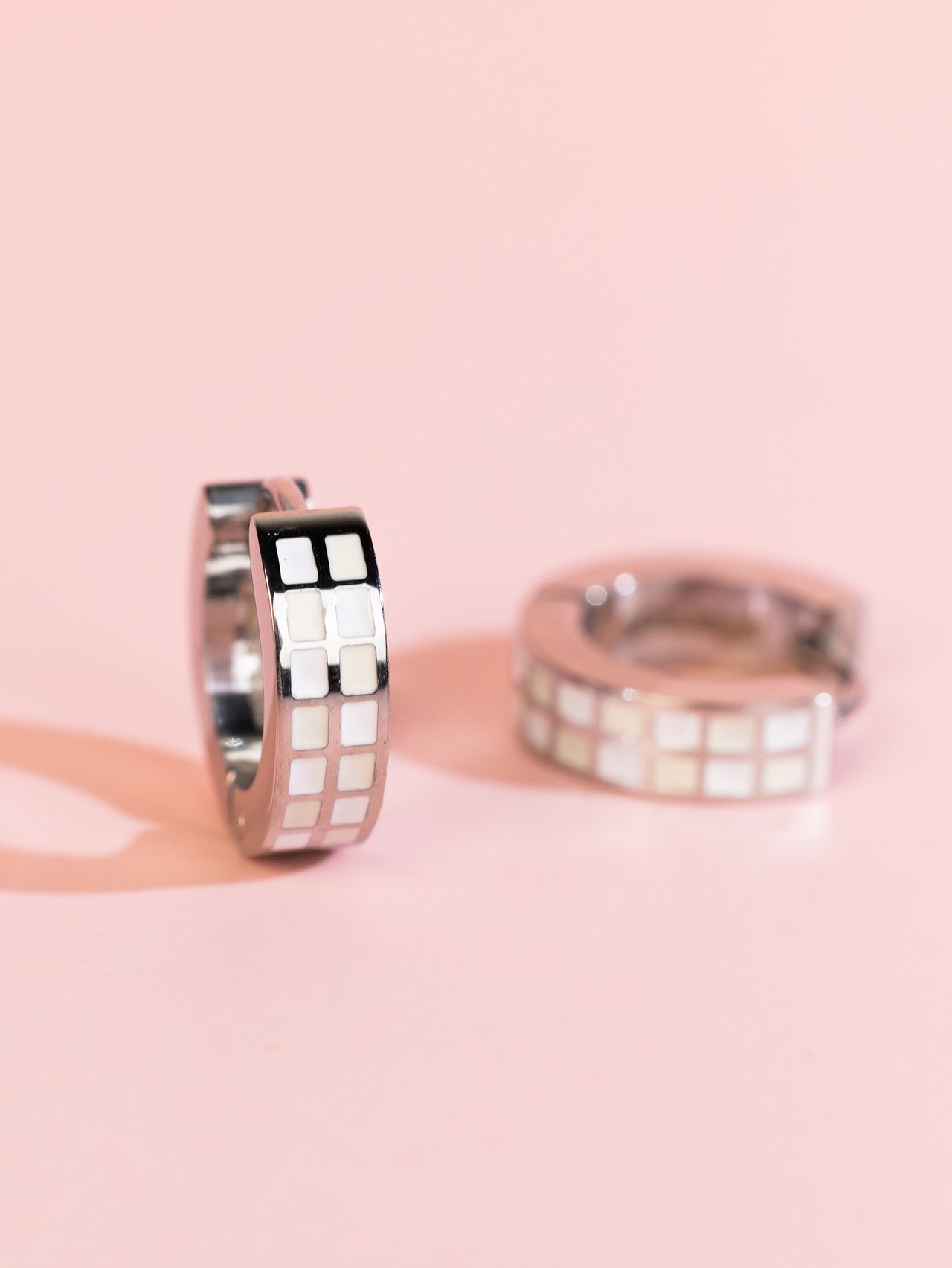 Silver Checkered Huggies