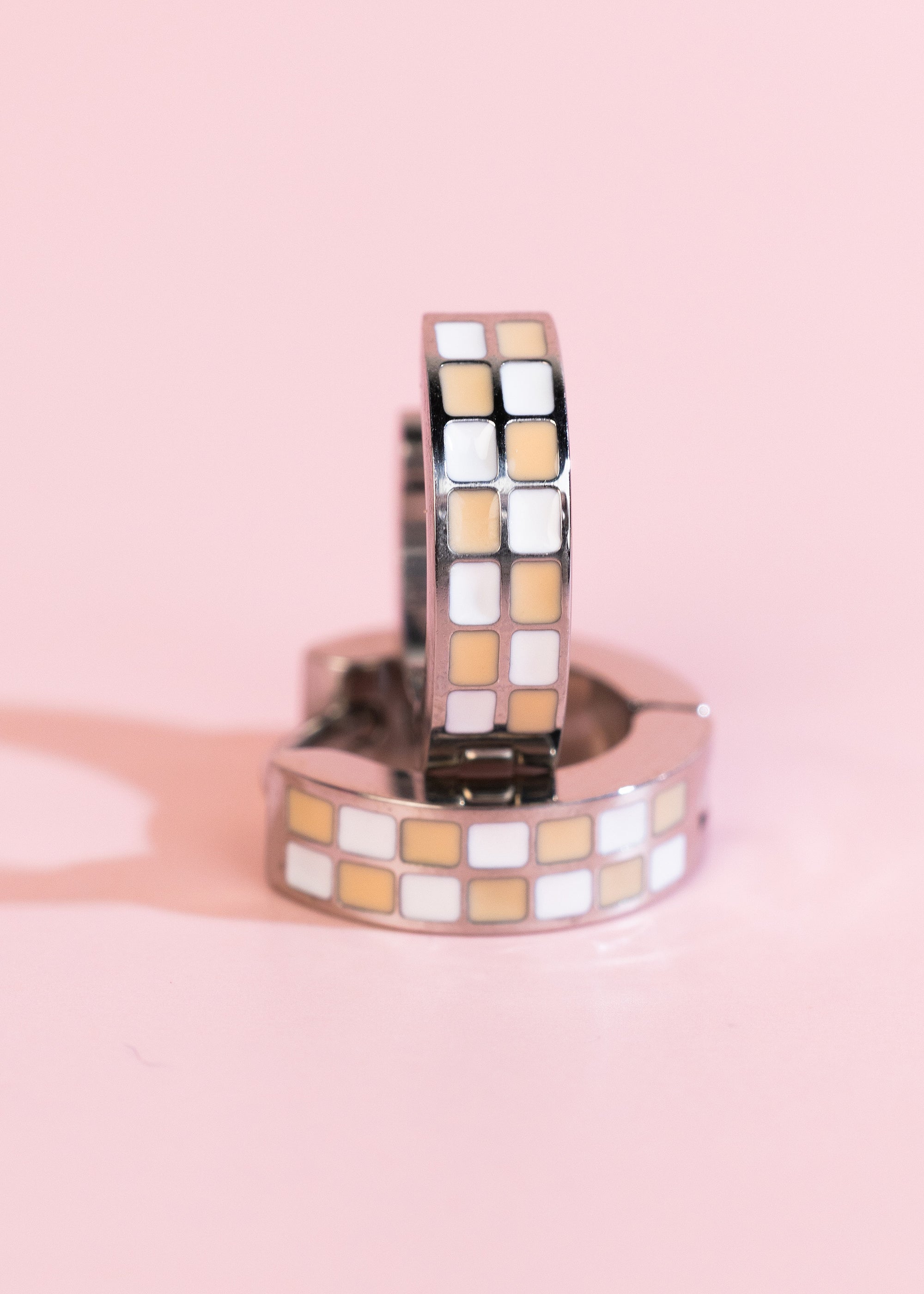 Silver Checkered Huggies